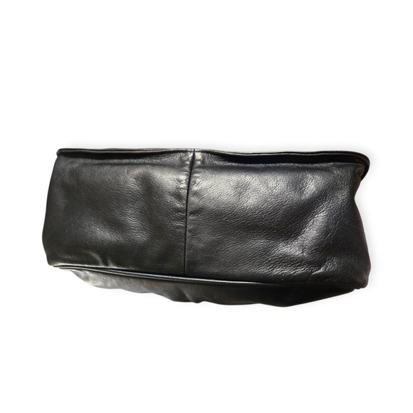 Fendi Black Vintage Leather Crossbody Shoulder Bag Embossed Flap Authentic - Picture 3 of 12